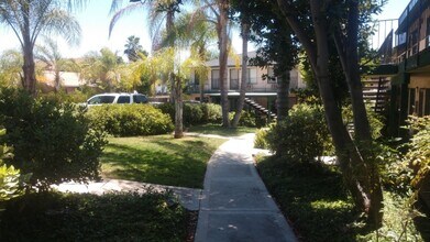 1141 Persimmon Ave in El Cajon, CA - Building Photo - Building Photo