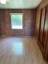 1701 SE Stephens St in Roseburg, OR - Building Photo