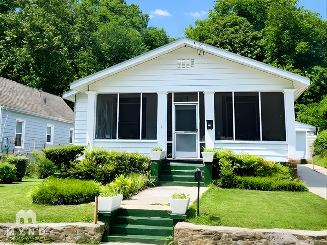 property at 2209 Wingate St SW