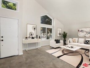 7803 Goldmine Ln in Los Angeles, CA - Building Photo - Building Photo