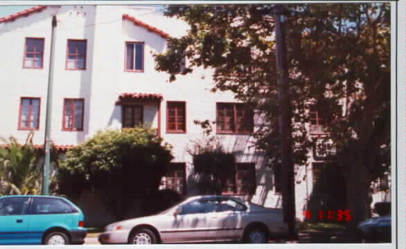 Embassy Apartments in Alameda, CA - Building Photo - Building Photo