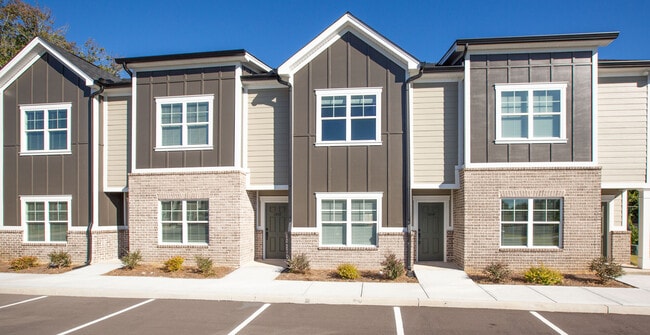 Lennox Commons Apartments by Callio Properties