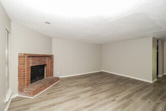 6684 Judy Ln in Riverdale, GA - Building Photo - Building Photo
