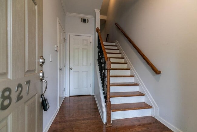 property at 827 Charles Bank Ave SE