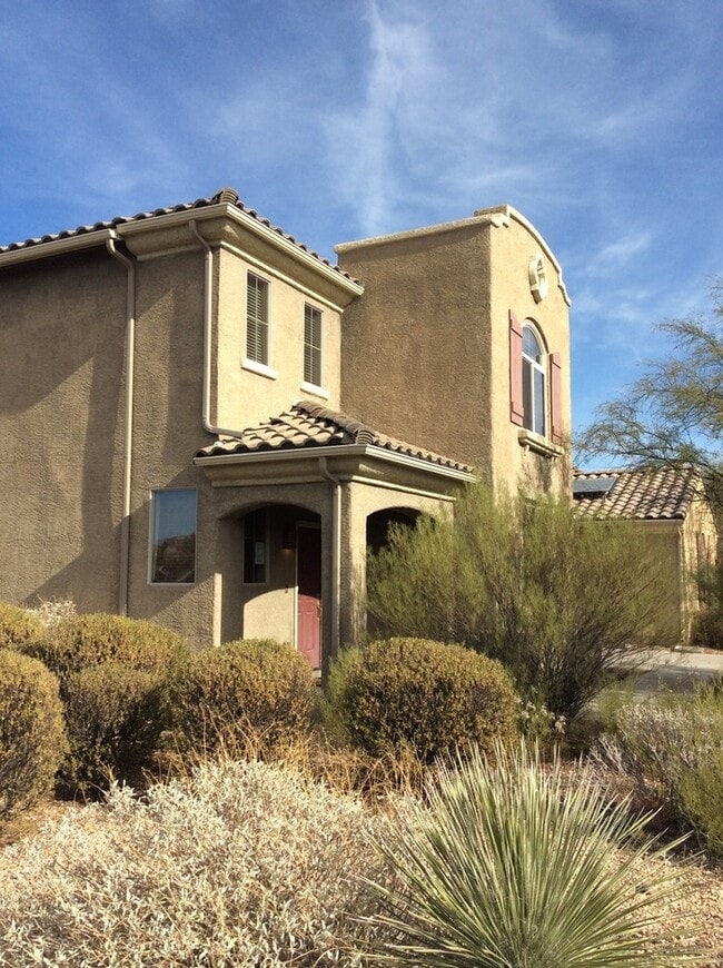 property at 5920 S Courtland Dr