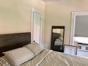 33 Chester St, Unit 2F in Somerville, MA - Building Photo - Building Photo