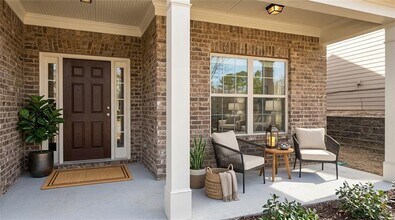 2110 Line Dr in Lawrenceville, GA - Foto de edificio - Building Photo