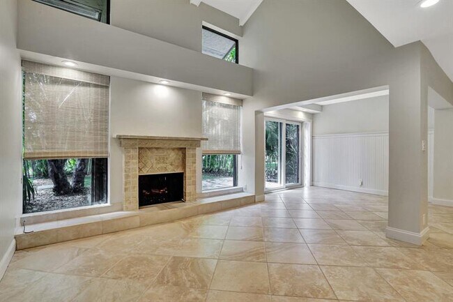 property at 6012 Glendale Dr
