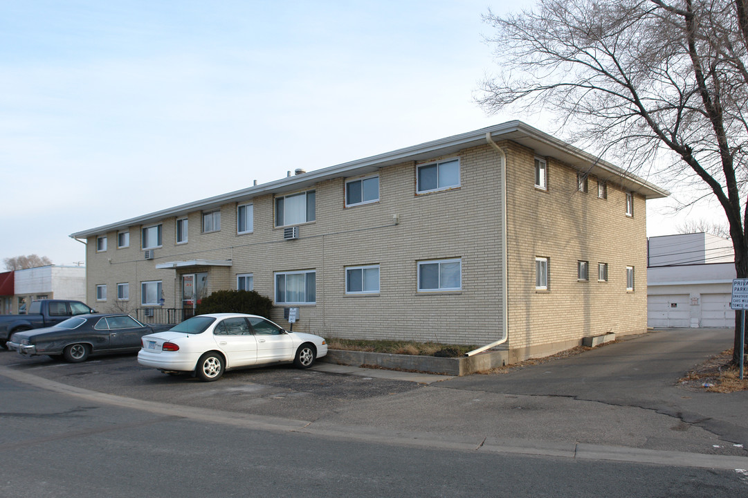 8401 Center Dr NE in Spring Lake Park, MN - Building Photo