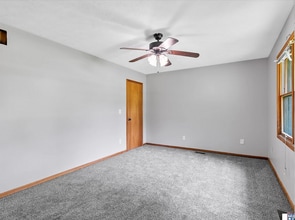 706 Old Cheney Rd in Lincoln, NE - Building Photo - Building Photo