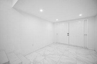 411 SW 34th Ave, Unit 2 in Miami, FL - Building Photo - Building Photo