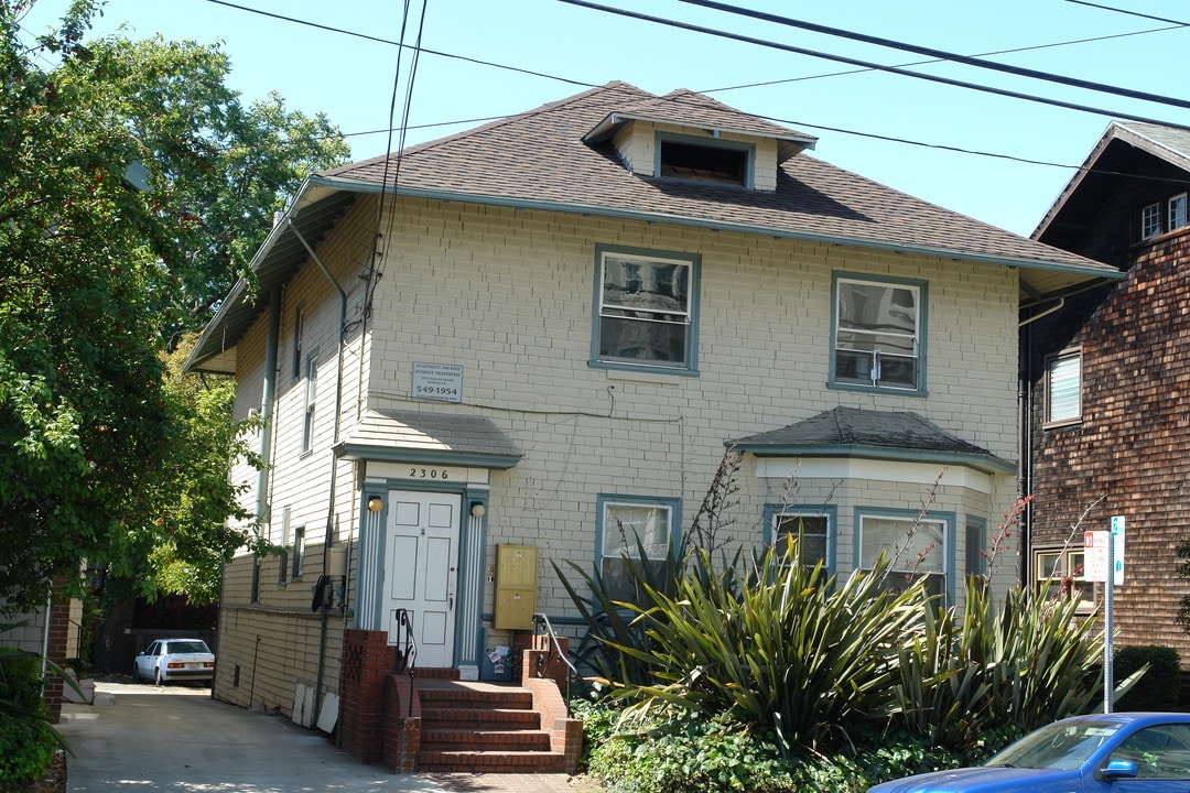 2304-2306 Dwight Way in Berkeley, CA - Building Photo