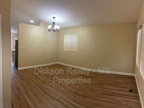 7105 Banbury Ct in Reno, NV - Foto de edificio - Building Photo