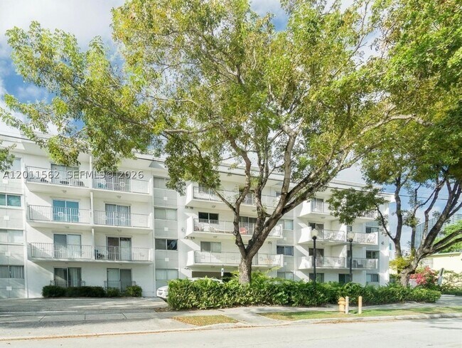 property at 445 SW 11th St