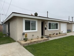 15550 Cornuta Ave in Bellflower, CA - Building Photo - Building Photo