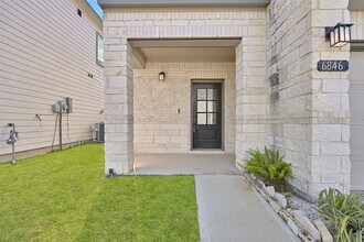 6846 Termino Ln in Arcola, TX - Building Photo - Building Photo