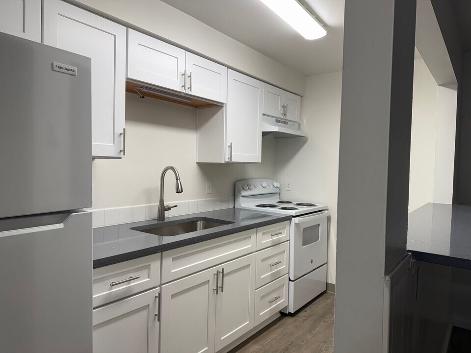 6315 N Washington St in Spokane, WA - Building Photo