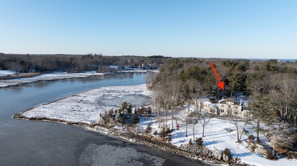 143 Border St in Scituate, MA - Foto de edificio