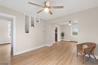 400 Main St in Middlesex, NJ - Building Photo - Building Photo