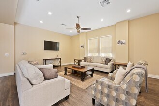 The Villa 55+ of Hesperia in Hesperia, CA - Building Photo - Lobby