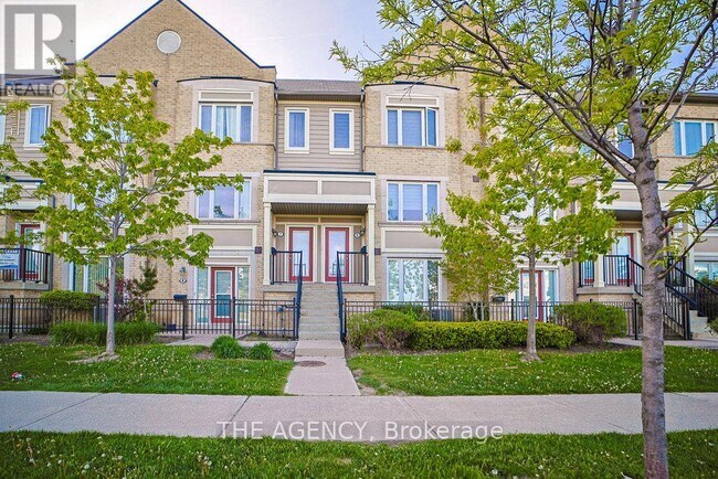 property at 2895-2895 Hazelton Pl
