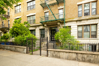 1137 Bergen St in Brooklyn, NY - Building Photo - Building Photo