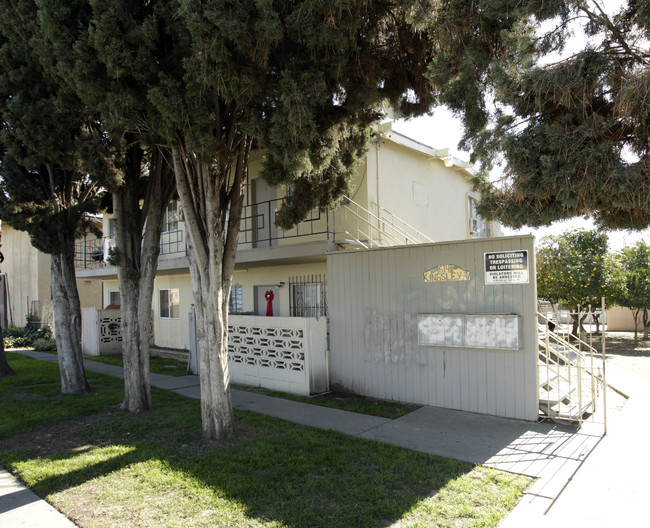 1614 Kingsley Ave in Pomona, CA - Building Photo - Building Photo