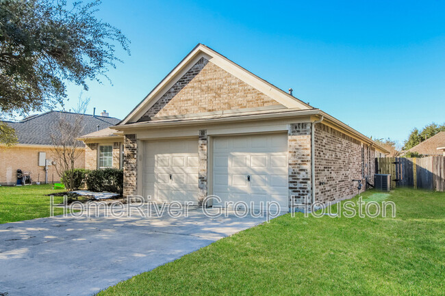 3206 Mystic Port Ln in League City, TX - Building Photo - Building Photo