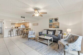 3800 S Atlantic Ave in Daytona Beach Shores, FL - Building Photo - Building Photo