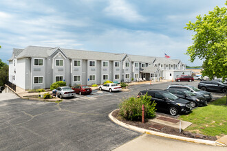 Rosemont Senior Living Centre in Arnold, MO - Building Photo - Building Photo