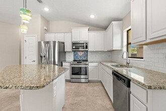 9107 46th Ct E in Duette, FL - Building Photo - Building Photo