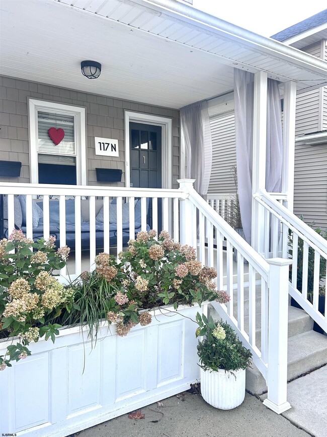 property at 117 N Princeton Ave