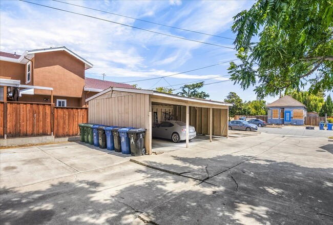 37073 Locust St in Newark, CA - Building Photo - Building Photo