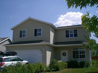 property at 2622 Daisy Dr