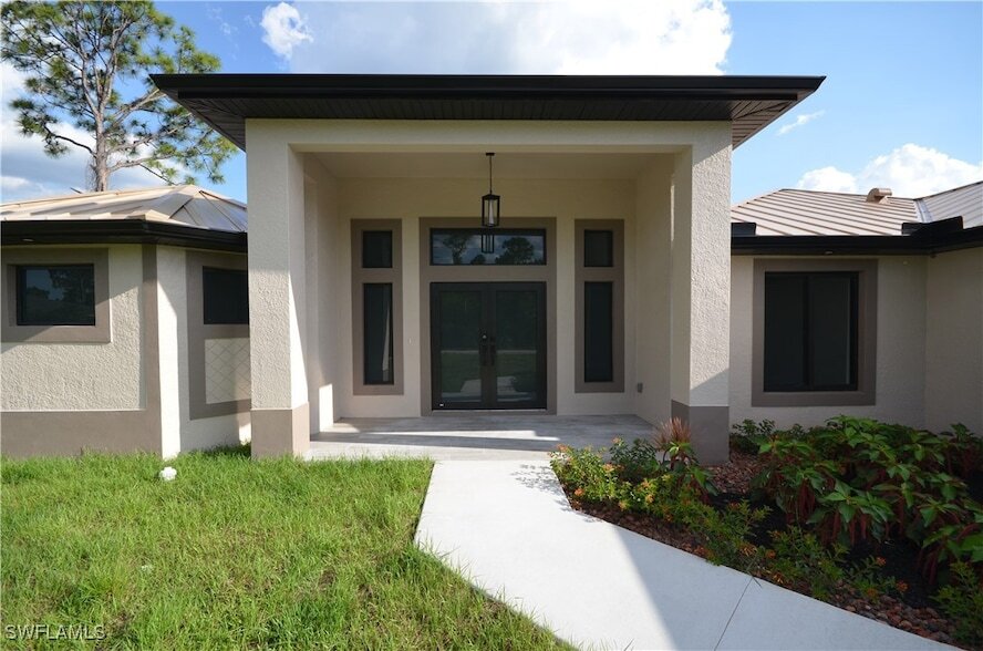 1234 Bermar St, Unit 10-205 in Ft. Myers, FL - Building Photo