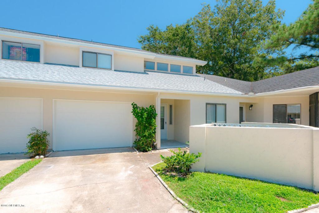 172 La Pasada Cir S in Ponte Vedra Beach, FL - Building Photo