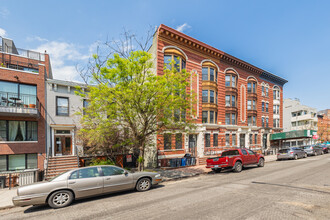 105 Quincy St in Brooklyn, NY - Building Photo - Building Photo