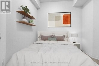 395 Dundas St W in Oakville, ON - Building Photo - Building Photo