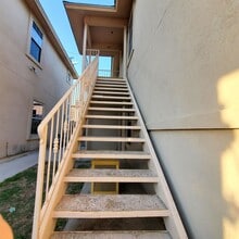 1007 Emerald Valley Dr in Laredo, TX - Building Photo - Building Photo