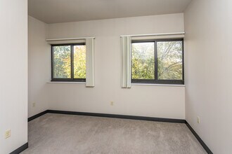 Roosevelt School Apartments in La crosse, WI - Foto de edificio - Interior Photo