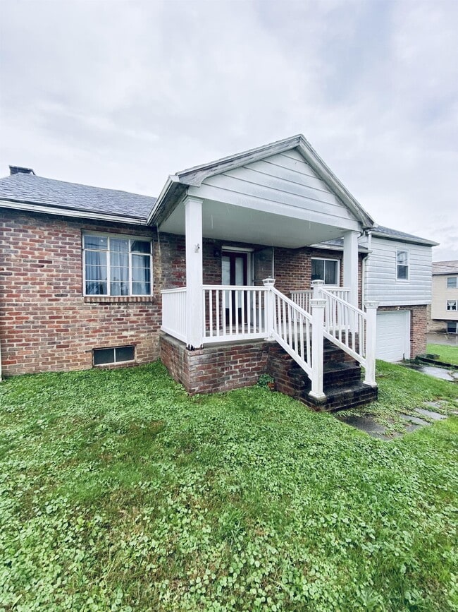 property at 1393 Saratoga Ave