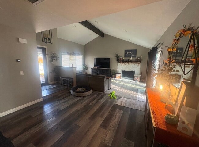 5312 Diane St in Simi Valley, CA - Building Photo - Building Photo