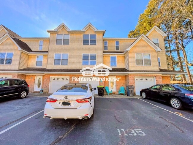 property at 1135 Arlynn Ln