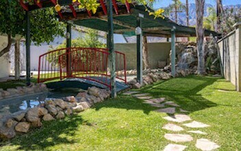 590 W Pico Rd in Palm Springs, CA - Building Photo - Building Photo