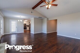 4423 Huntington Forest Blvd in Jacksonville, FL - Building Photo - Building Photo