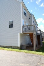 1005 Middlesex St in Lowell, MA - Building Photo - Building Photo