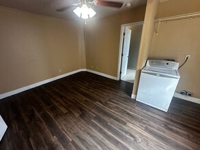 1106 Olive St in St. Joseph, MO - Building Photo - Building Photo