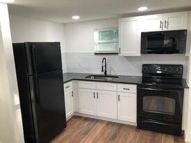 800 15th Ave S in St. Petersburg, FL - Building Photo