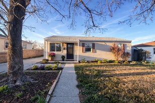 4594 W 5375 S in Kearns, UT - Building Photo