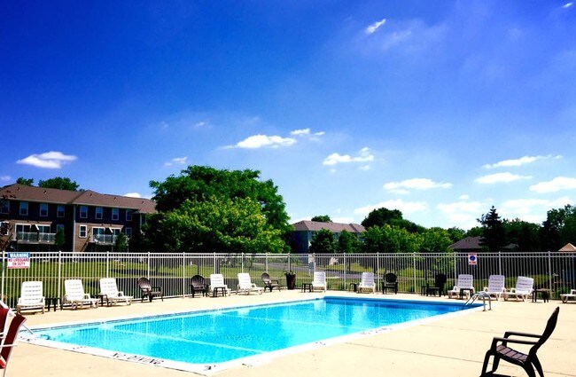 Stonebrook Townhomes I & II in Grand Rapids, MI - Building Photo - Building Photo
